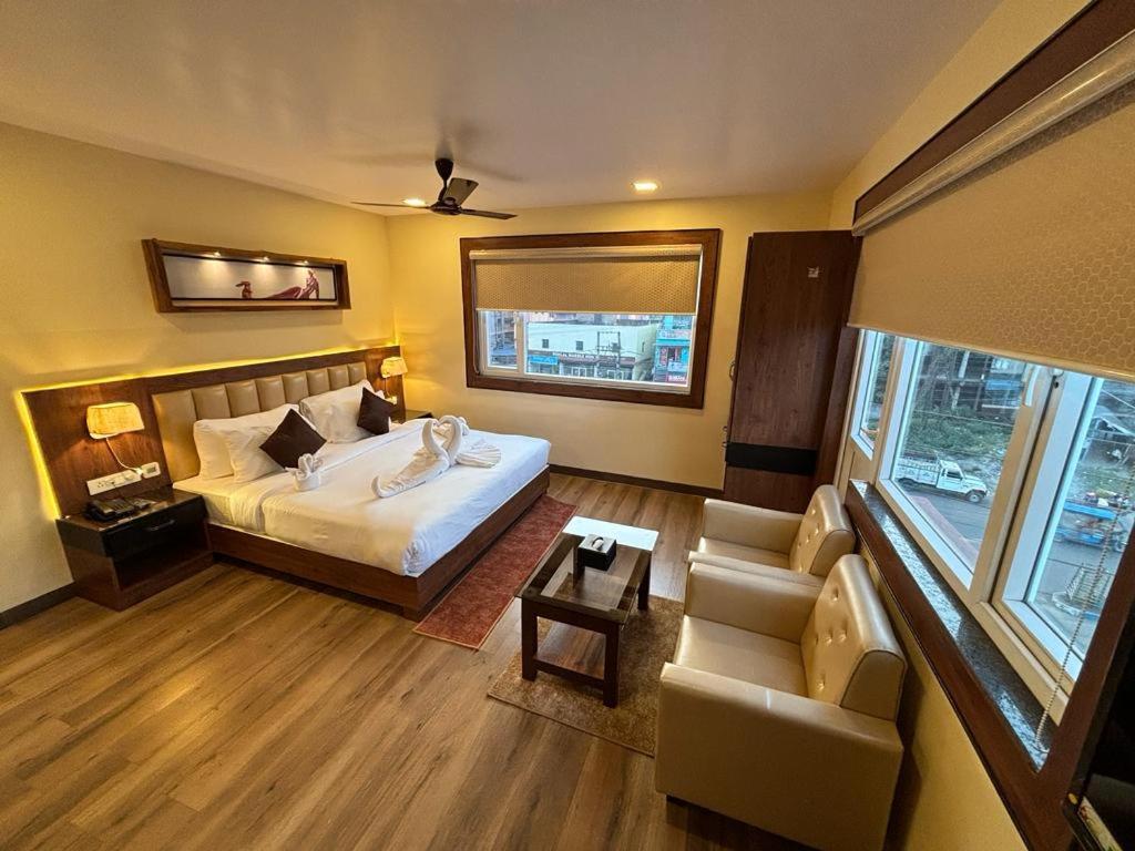 Hotel Golden Orbit Āsansol Εξωτερικό φωτογραφία